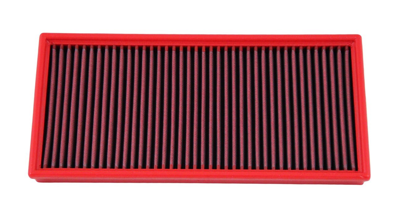 ed BMC air filter FB335/01 for a Porsche Cayenne 955/958 – washable, high-flow panel filter for Cayenne I & II petrol and diesel models.