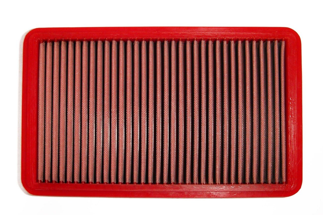 Red BMC panel air filter FB437/08 for a Porsche 911 Turbo (930 & 9640 – washable high-flow replacement filtering down to 7 microns.